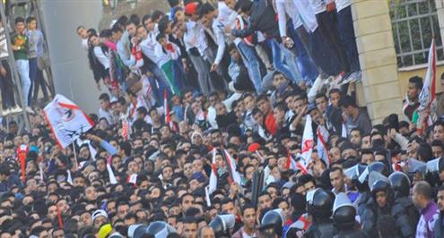 الزمالك يقرر صرف تعويضات لأسر الضحايا ويناقش تكريمهم